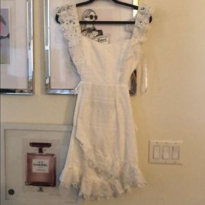 White Lace Selfie Leslie